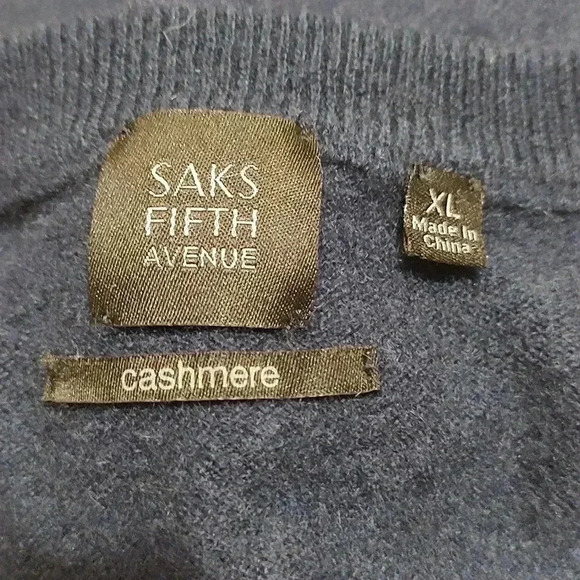 Saks Fifth Avenue 100% Cashmere Blue V-Neck Sweater Men's Size XL - Picture 3 of 3